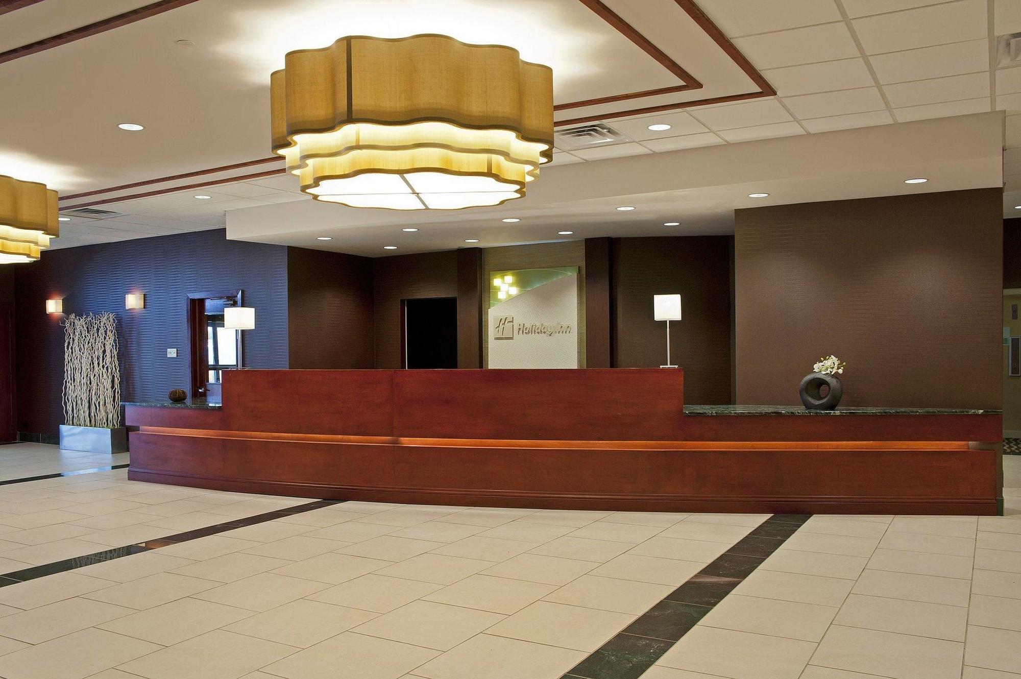Holiday Inn Itasca - Woodfield Area Exterior photo