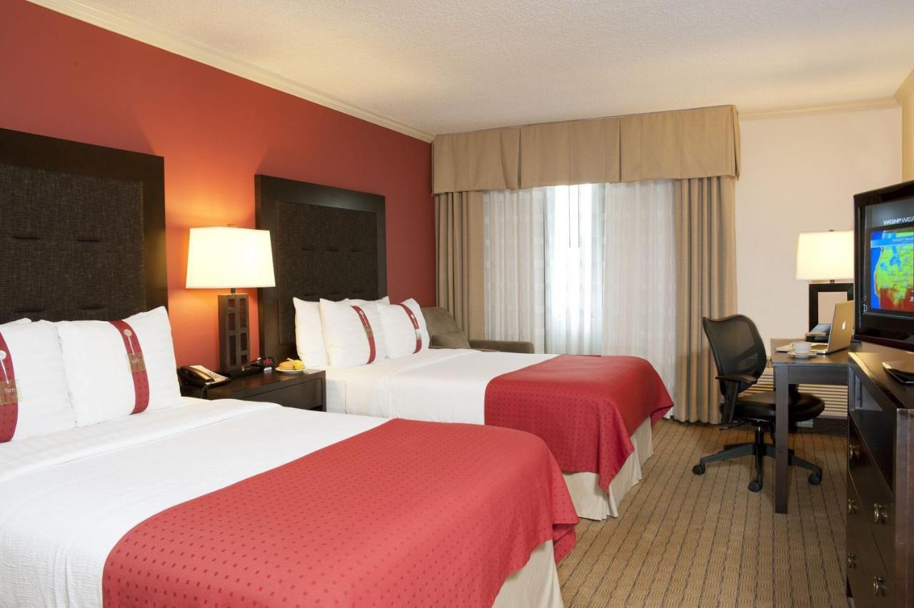 Holiday Inn Itasca - Woodfield Area Exterior photo